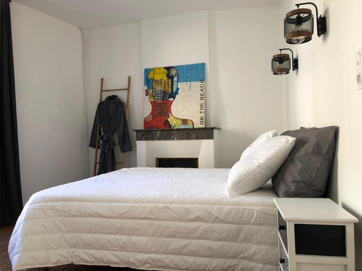 Les 3 P'Tites Pom'S Hotell Alençon Exteriör bild