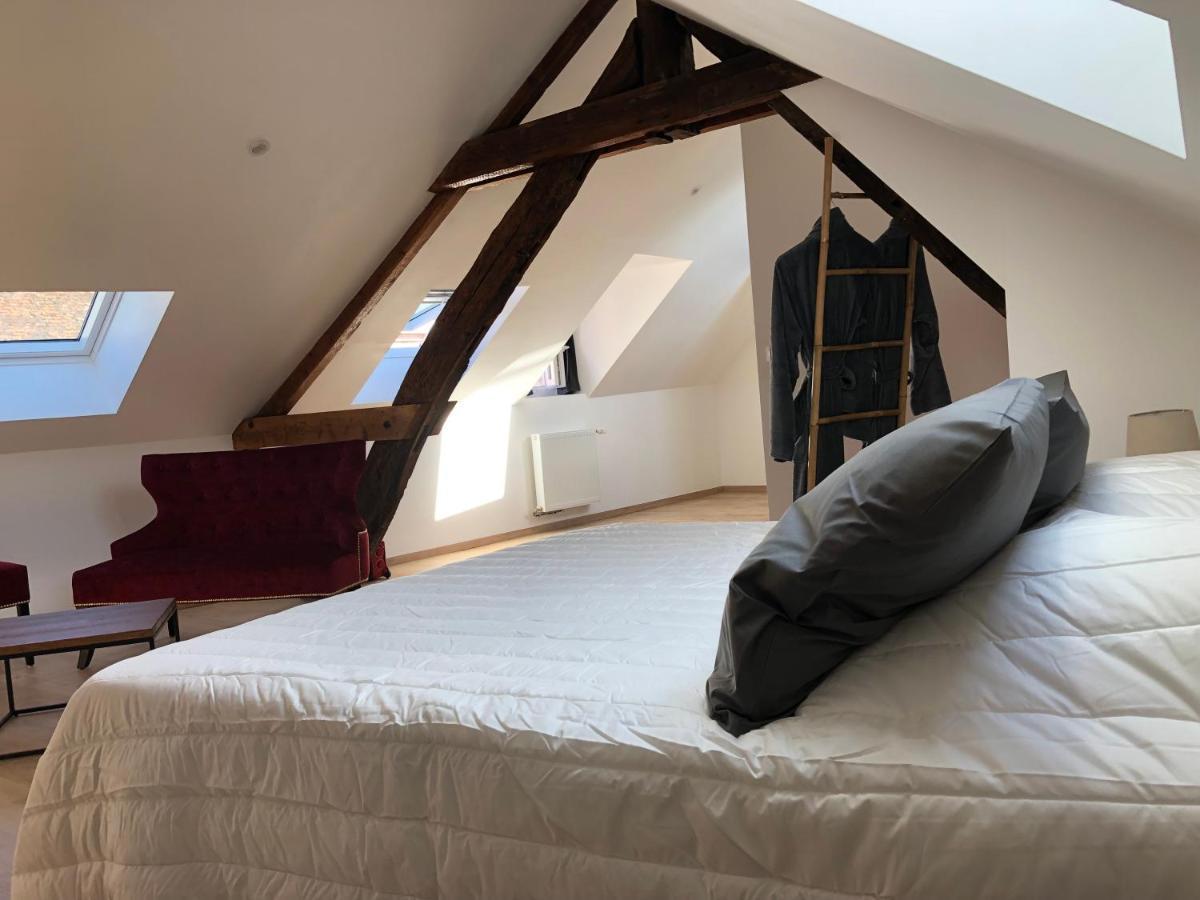 Les 3 P'Tites Pom'S Hotell Alençon Exteriör bild